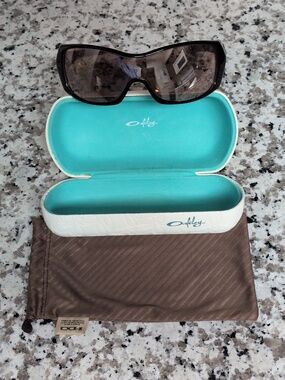 Y2K Oakley Riddle Women's Shield Wrap Around Sunglasses Pink With Tan Lenses VTG